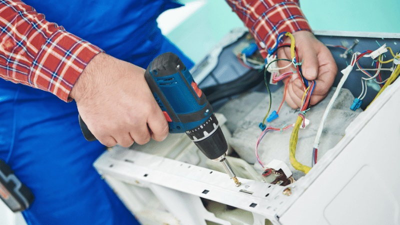 Yunusemre Fondital Fondital çamaşır makinesi kart tamiri – Su almama arızası orijinal parça ile giderildi. - Teknik servis örneği